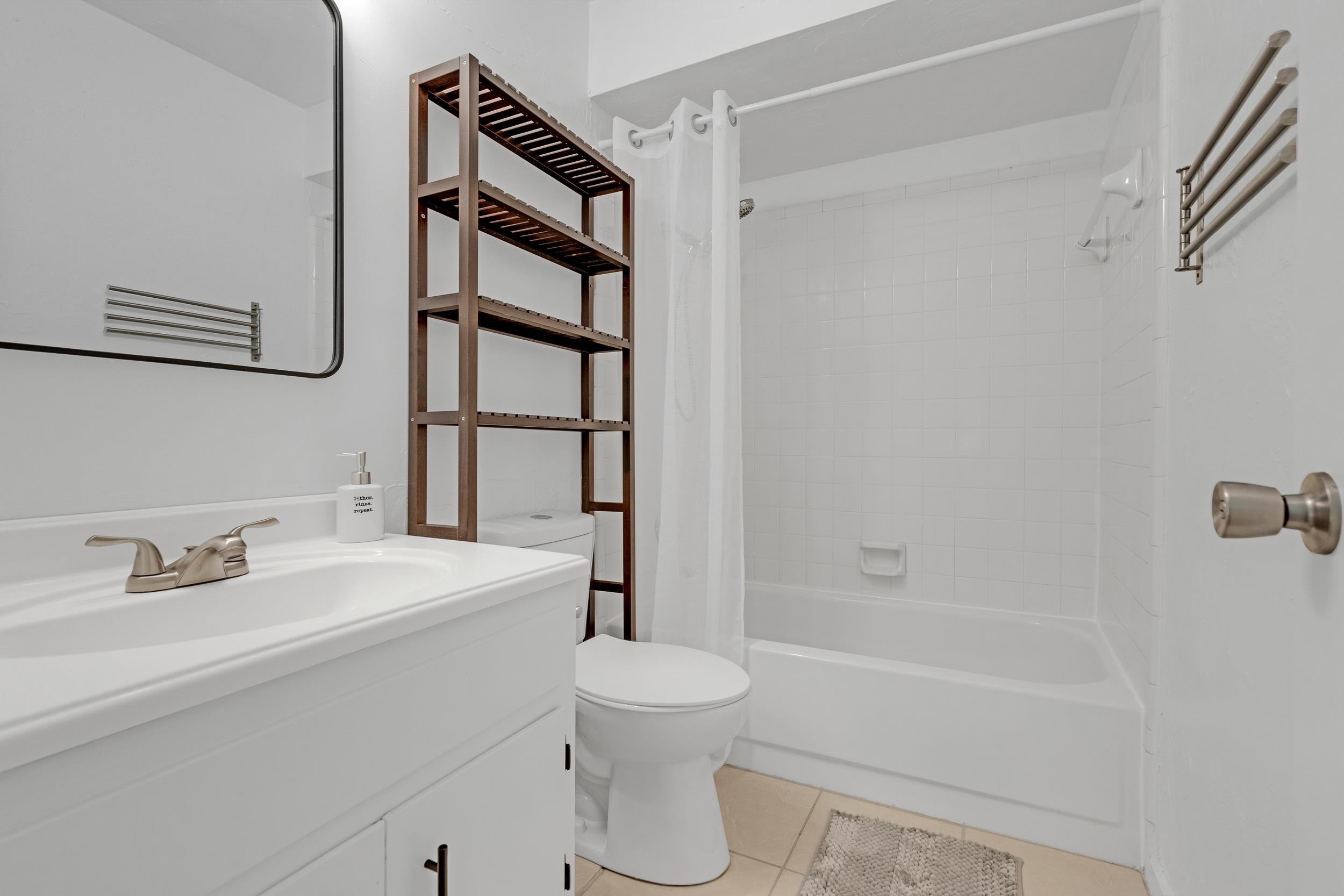 2072 Darnell Circle Tallahassee, FL 32303 - Photo 3 of 36