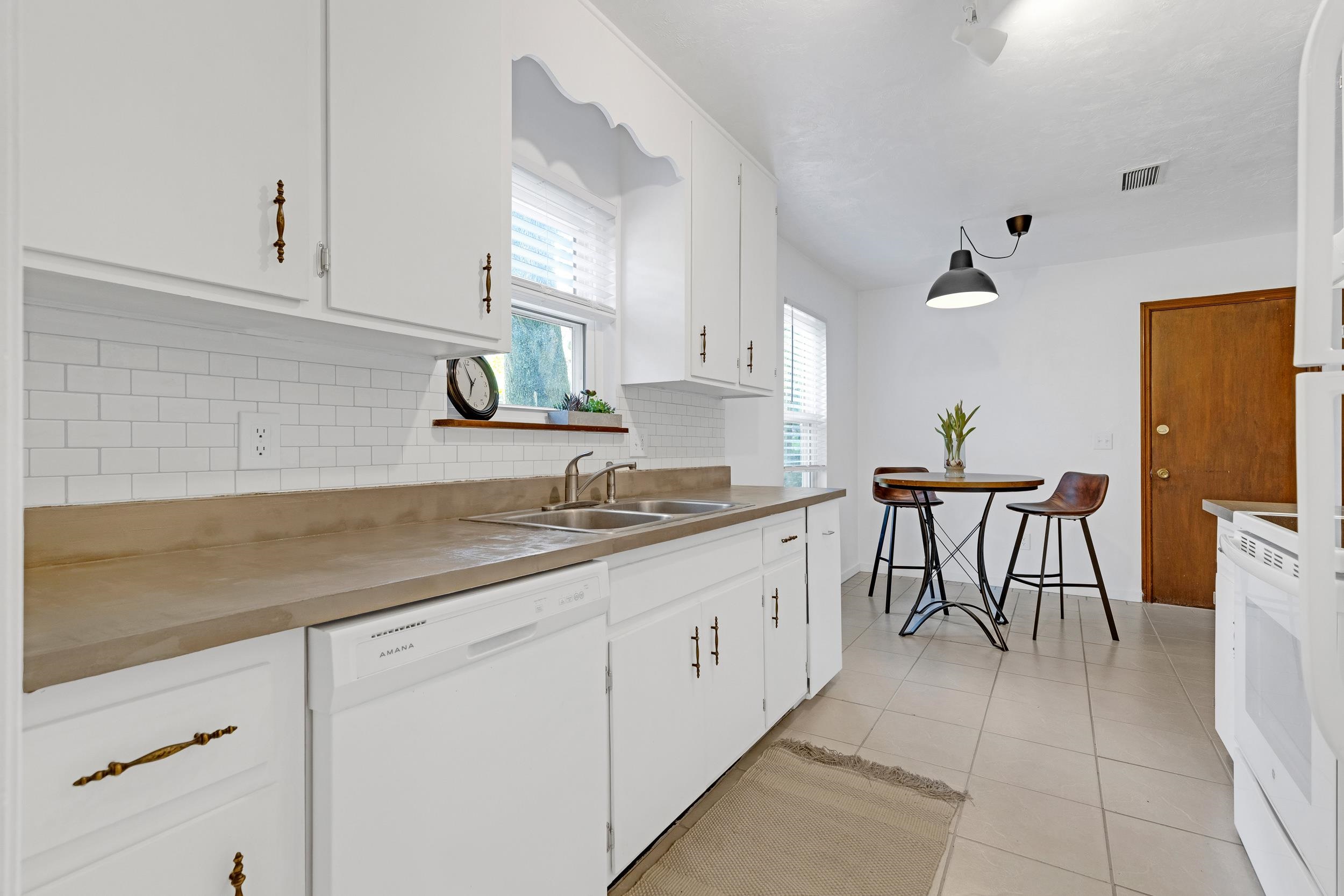 2072 Darnell Circle Tallahassee, FL 32303 - Photo 8 of 36