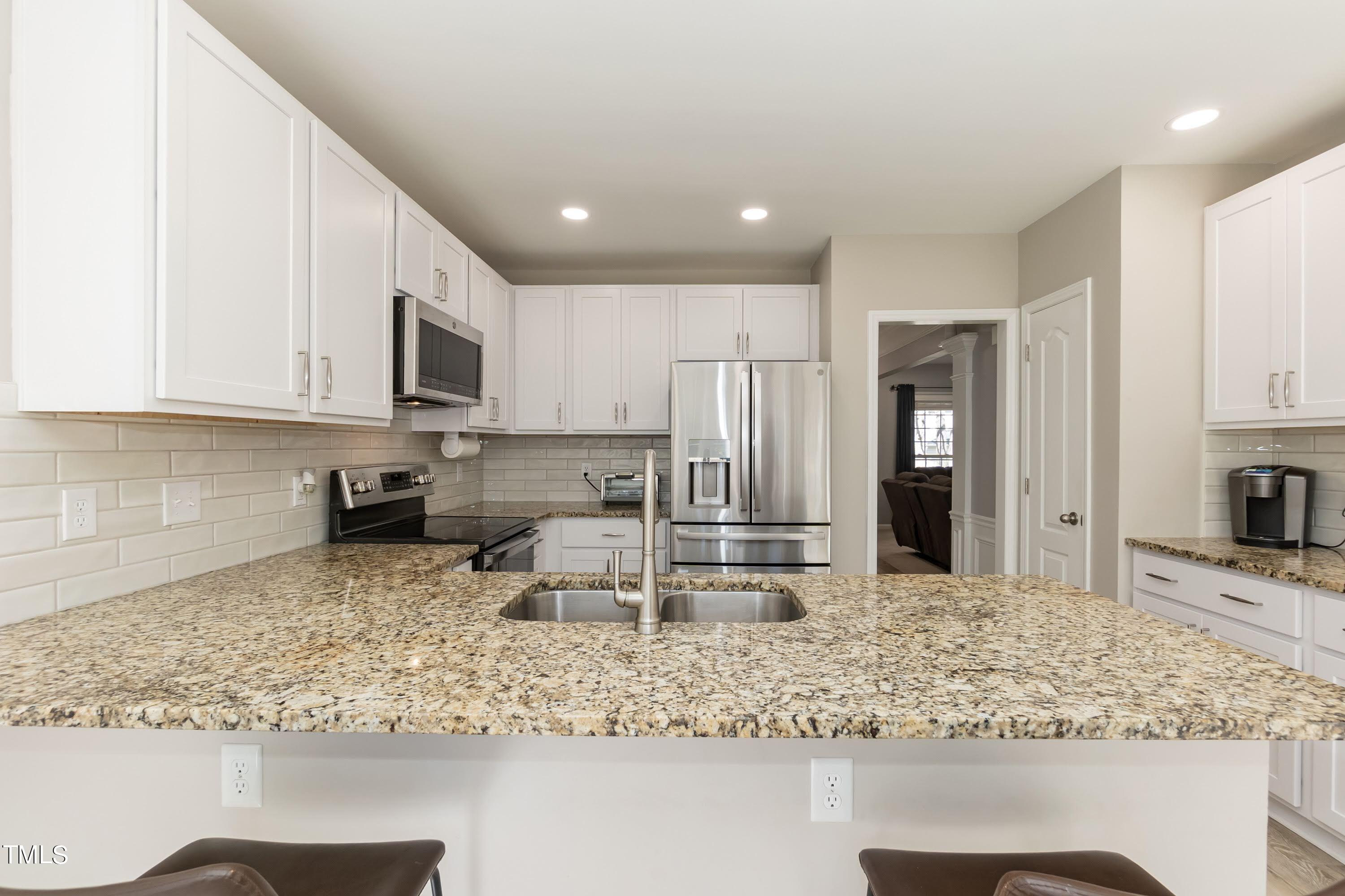 9628 Miranda Drive Raleigh, NC 27617 - Photo 14 of 36 Kitchen 04
