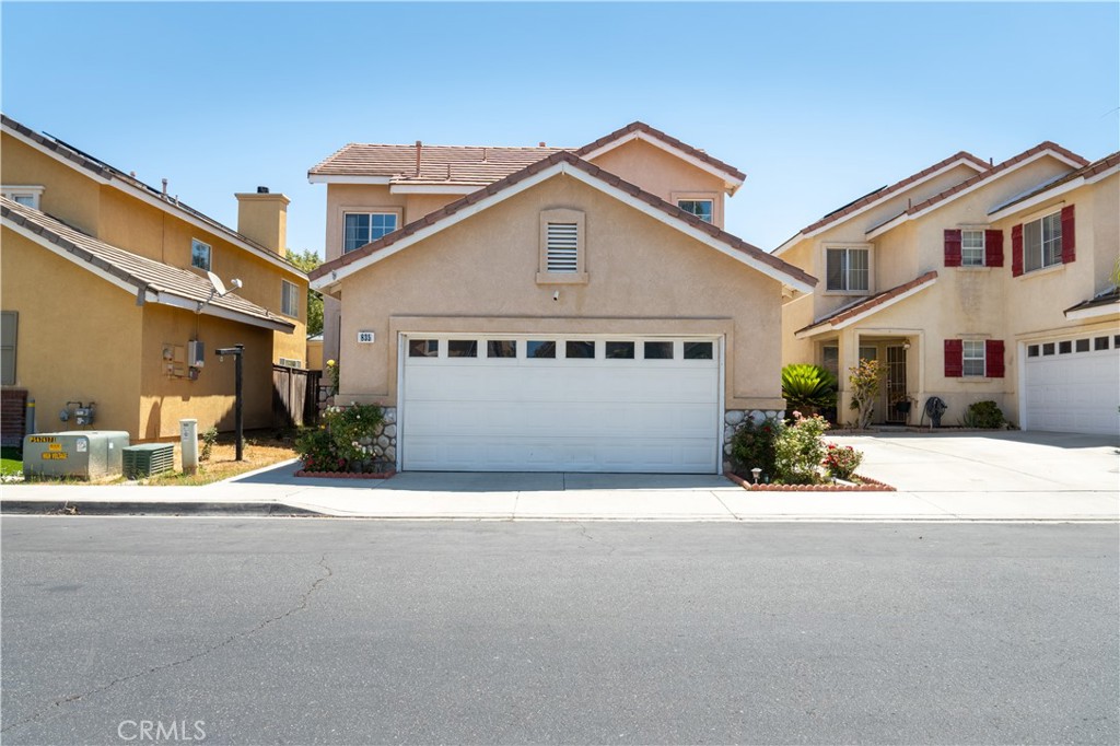 835 Pathfinder Way Corona, CA 92878 - Photo 1 of 1 a front view of a house with a yard