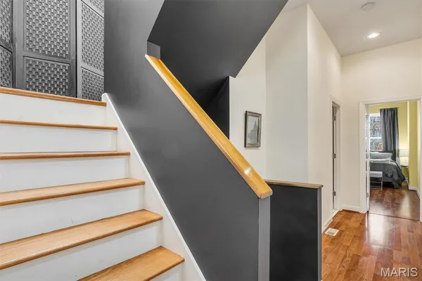 $299,900 | 1911 Lynch Street, St. Louis, MO 63118