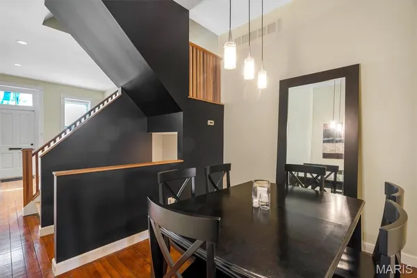 $299,900 | 1911 Lynch Street, St. Louis, MO 63118