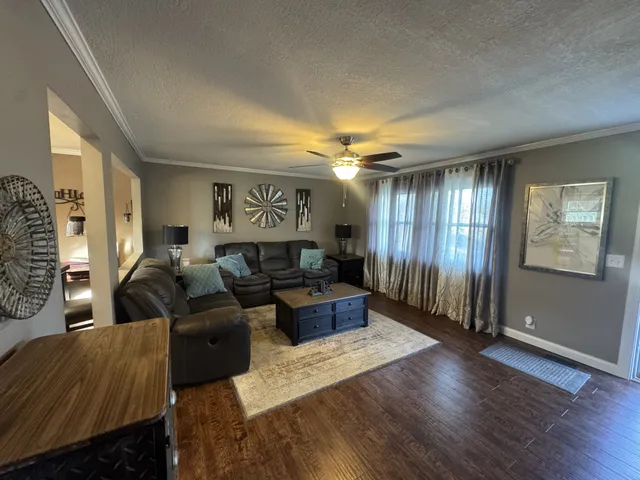 $299,900 | 101 Creek Drive, Monterey, TN 38574