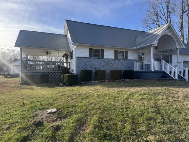 $299,900 | 101 Creek Drive, Monterey, TN 38574