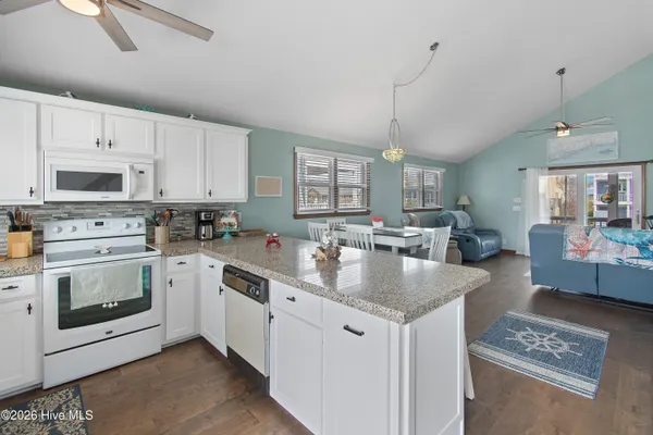 $875,000 | 419 Sailfish Street, Sunset Beach, NC 28468