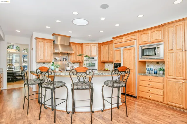 $1,300,000 | 16096 Parkridge Avenue, Sonora, CA 95370