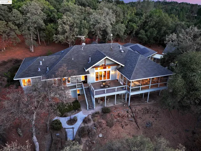 $1,300,000 | 16096 Parkridge Avenue, Sonora, CA 95370