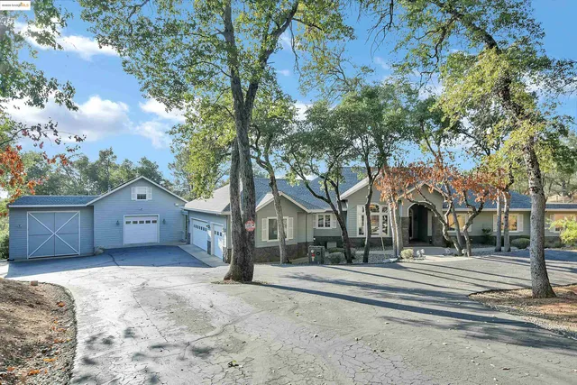 $1,300,000 | 16096 Parkridge Avenue, Sonora, CA 95370