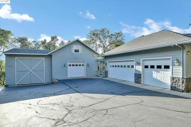 $1,300,000 | 16096 Parkridge Avenue, Sonora, CA 95370