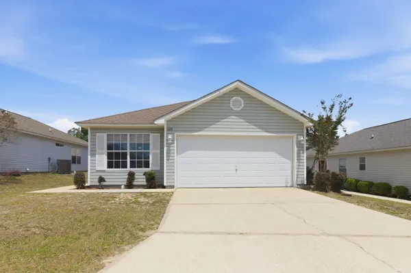 $1,795 | 122 Nivana Drive, Crestview, FL 32536