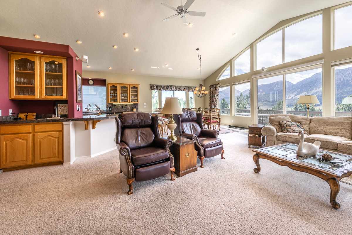 77 Ridge Way Mammoth Lakes, CA 93546 - Photo 5 of 32 Gallery Image 5