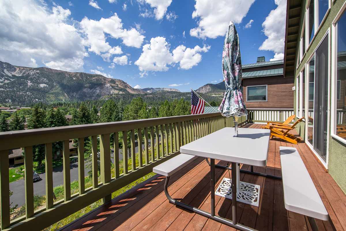 77 Ridge Way Mammoth Lakes, CA 93546 - Photo 10 of 32 Gallery Image 10