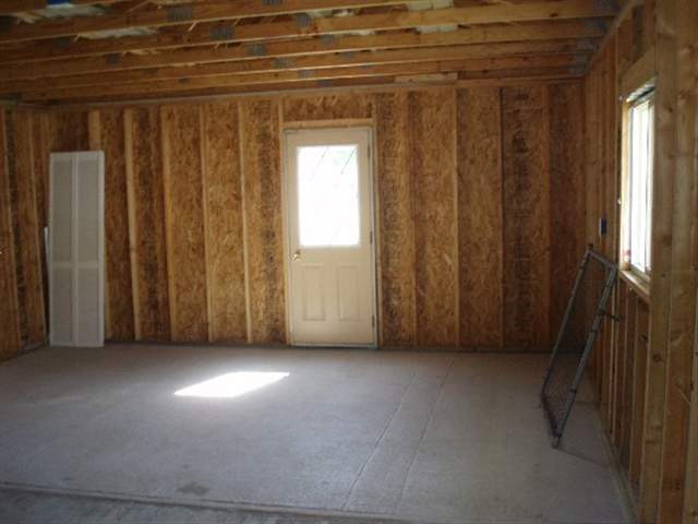 9435 Nook Road Algonac, MI 48001 - Photo 28 of 30 31058735-27.JPG