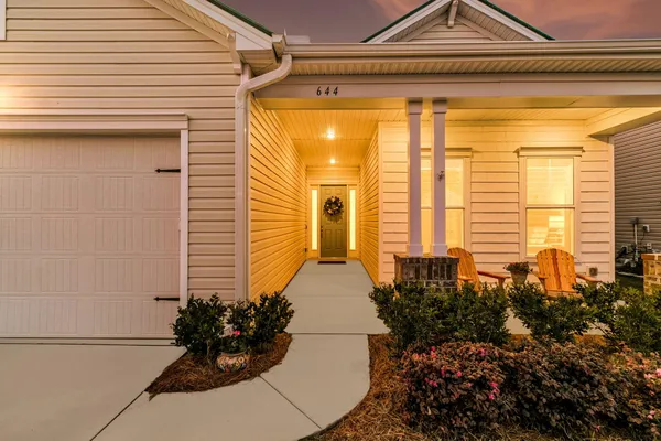 $699,000 | 644 Marsh Cv Circle, Summerville, SC 29486