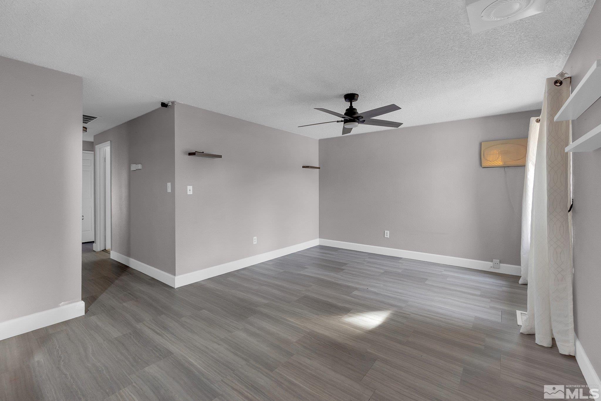 6645 Lotus Street Reno, NV 89506 - Photo 2 of 17 Photo 2