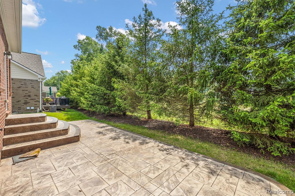 48767 Rockview Road Novi, MI 48374 - Photo 8 of 45