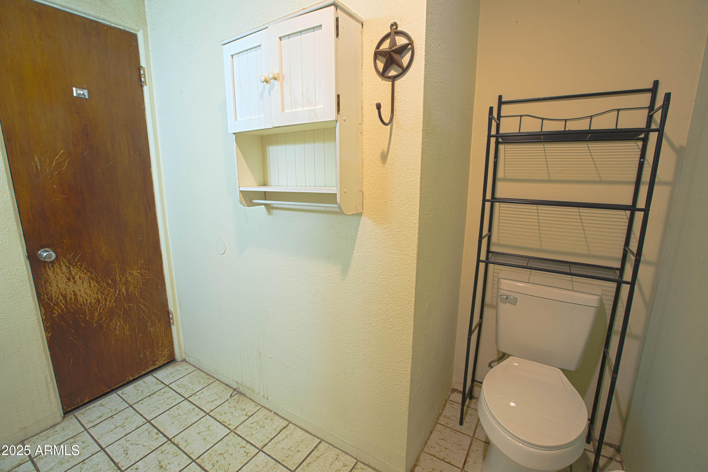 372 North 5th Street Globe, AZ 85501 - Photo 14 of 23 021