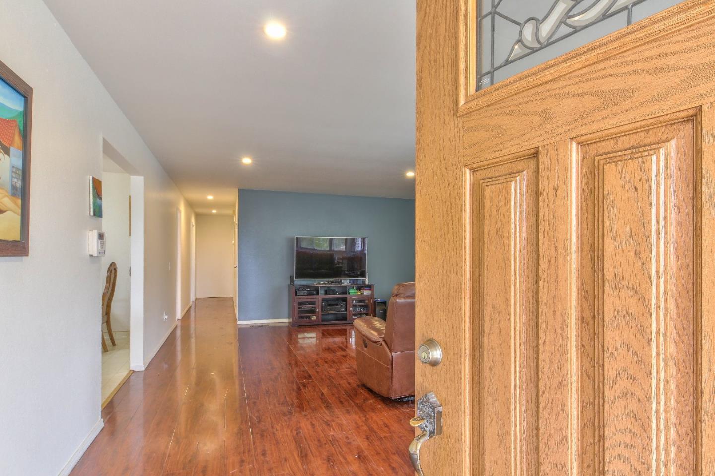282 Beach Road Marina, CA 93933 - Photo 3 of 35 Gallery Image 3