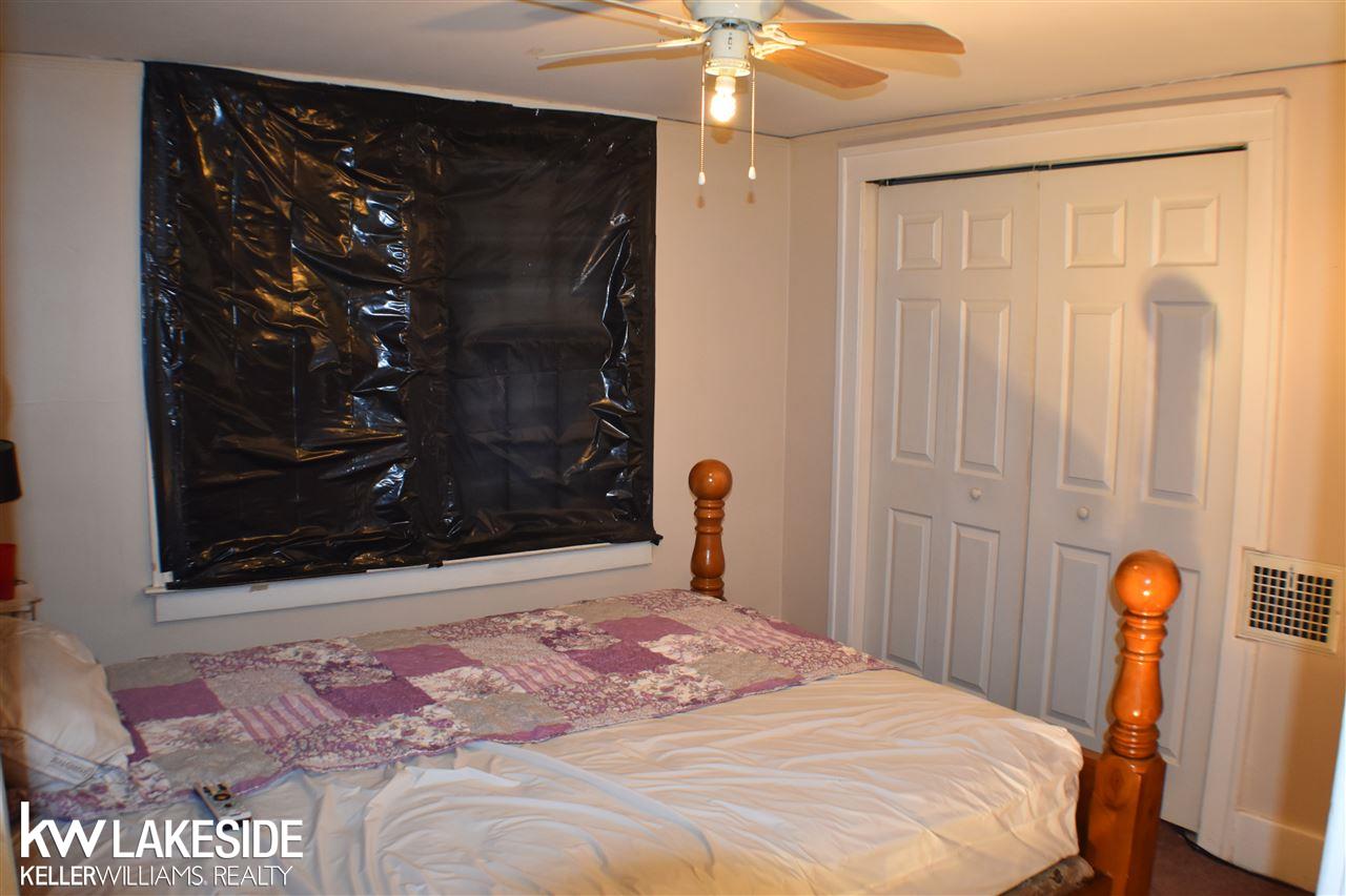 14538-14540 East 9 Mile Road Eastpointe, MI 48021 - Photo 28 of 48 31319786-27.JPG