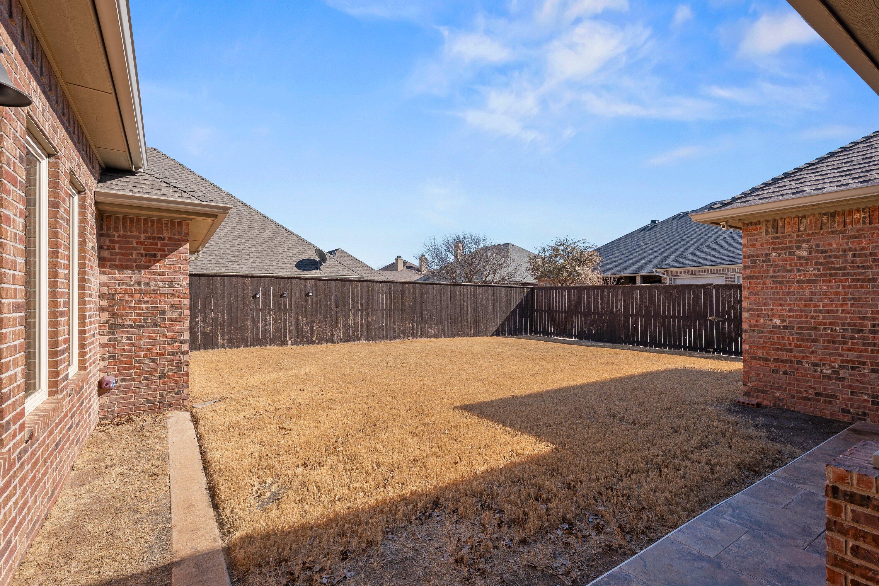 4507 101st Street Lubbock, TX 79424 - Photo 35 of 36 backyard