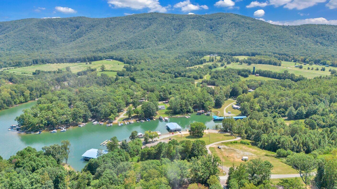 4344 Smith Mountain Road Penhook, VA 24137 - Photo 79 of 100 Smith Mountain Lake 1 mile away