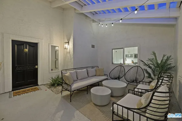 $3,500 | 76706 New York Avenue, Palm Desert, CA 92211
