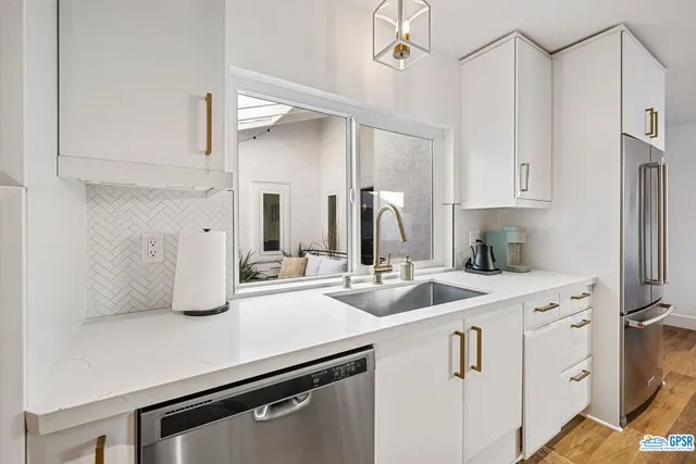 $5,500 | 76706 New York Avenue, Palm Desert, CA 92211