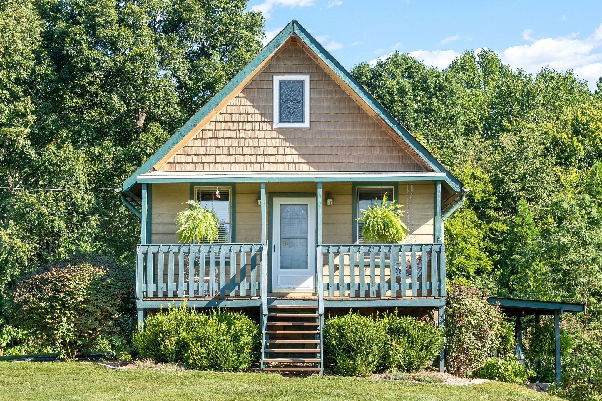 1792 Mosley Ferry Road Chapmansboro, TN 37035 - Photo 1 of 31 Gallery Image 1