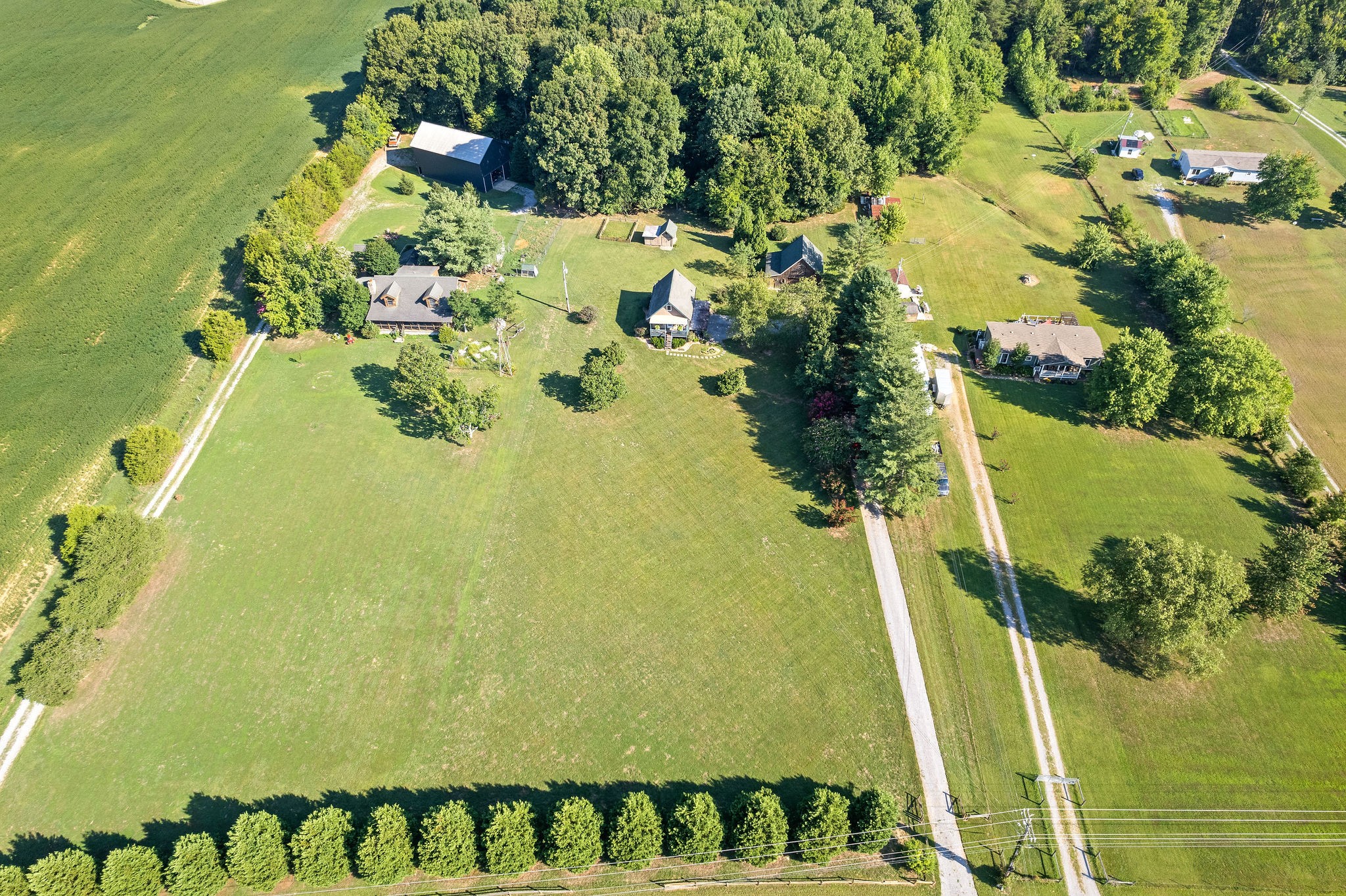 1792 Mosley Ferry Road Chapmansboro, TN 37035 - Photo 30 of 31 Gallery Image 30