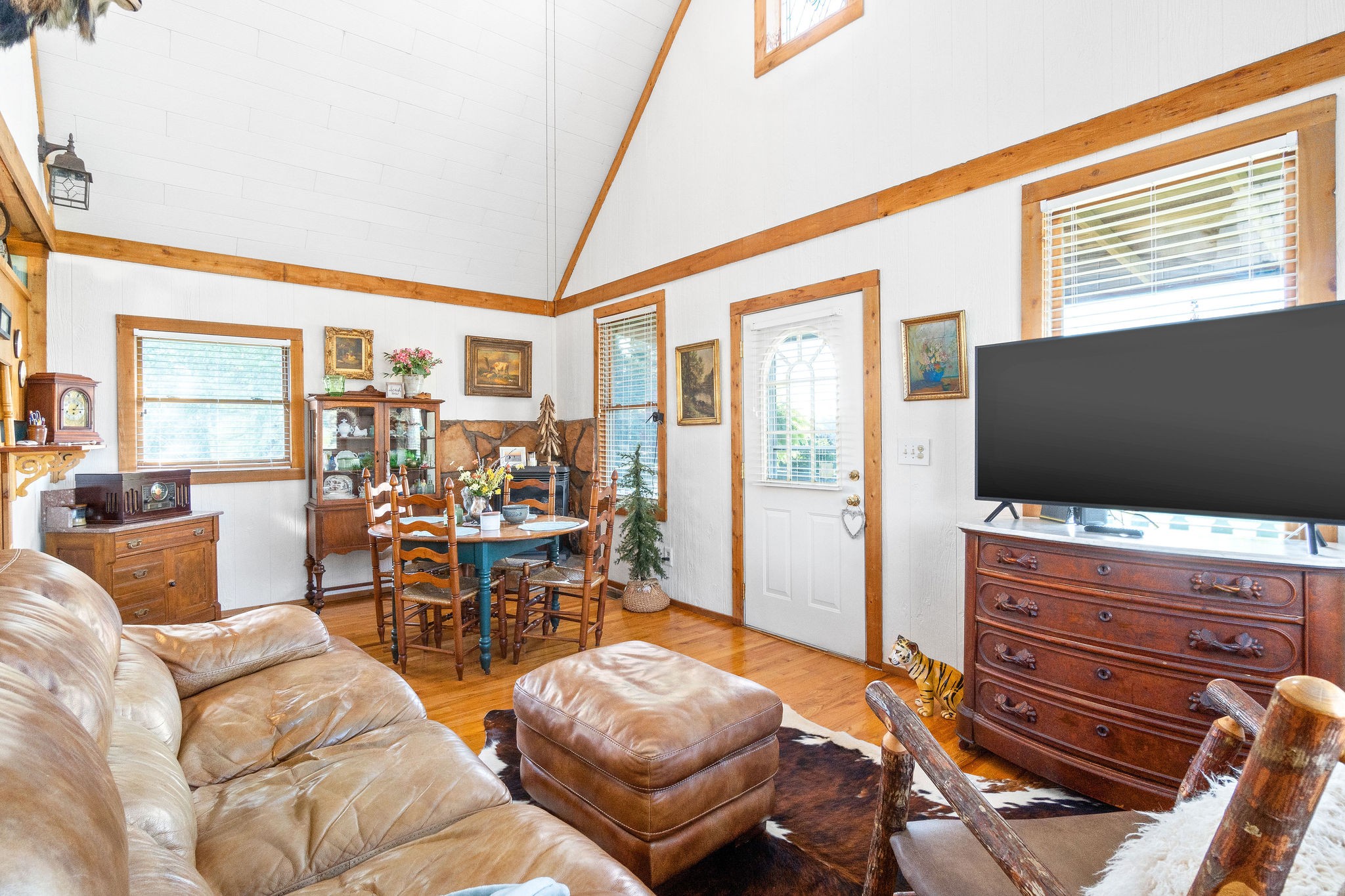 1792 Mosley Ferry Road Chapmansboro, TN 37035 - Photo 8 of 31 Gallery Image 8