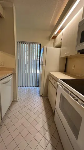 $1,795 | 2721 5th Court, Palm Harbor, FL 34684