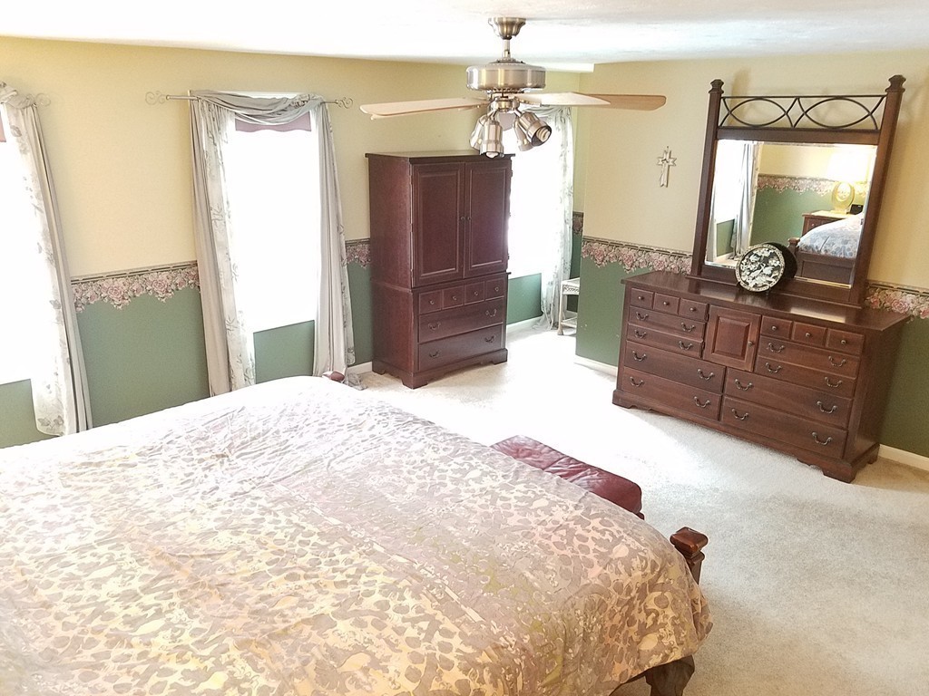 3 Azel Road Lakeville, MA 02347 - Photo 9 of 16