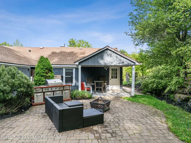 $485,000 | 18 Railroad Avenue, Tannersville, NY 12485