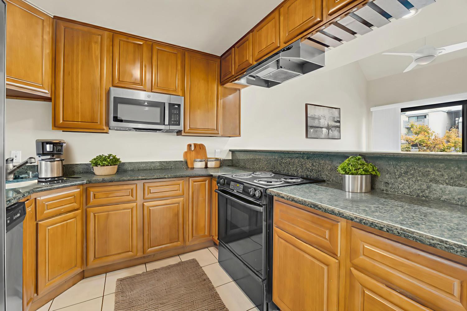 7 Embarcadero, Unit 115 Oakland, CA 94607 - Photo 4 of 18