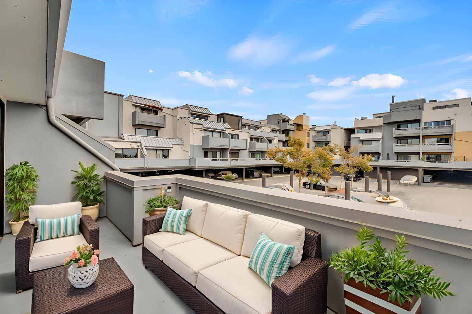 7 Embarcadero, Unit 115 Oakland, CA 94607 - Photo 7 of 18