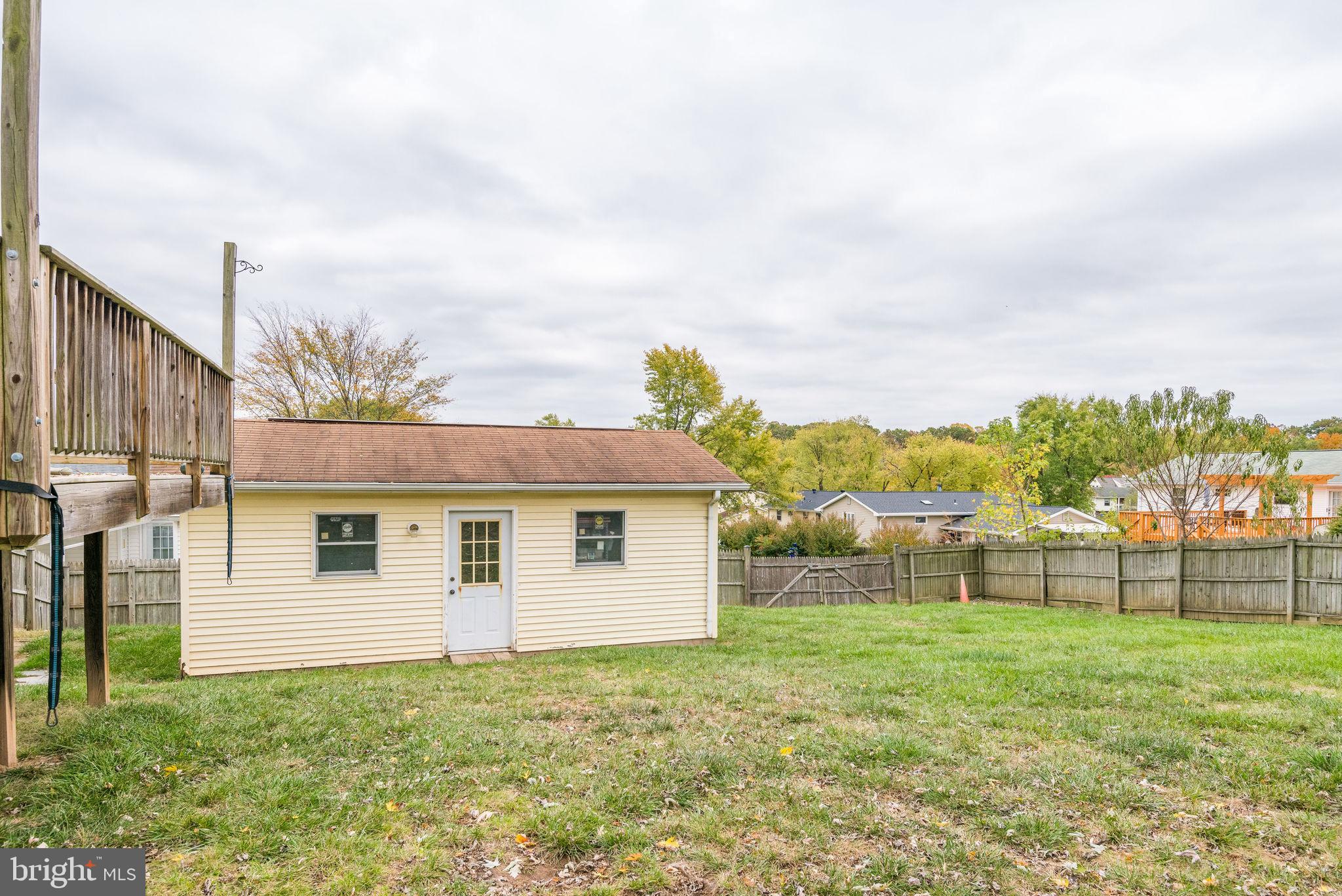 1208 East Kennedy Road Sterling, VA 20164 - Photo 21 of 22 Large Workshop