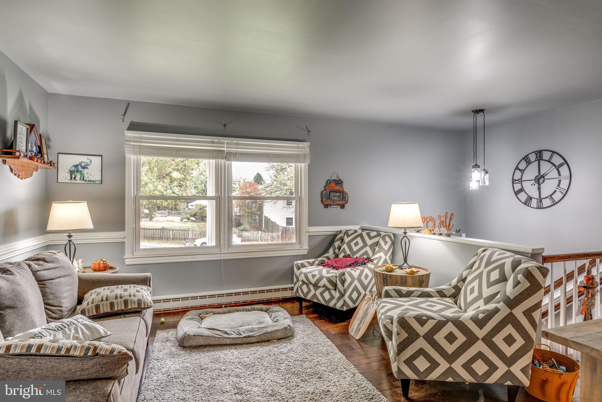 1208 East Kennedy Road Sterling, VA 20164 - Photo 4 of 22 Upstairs Living Room