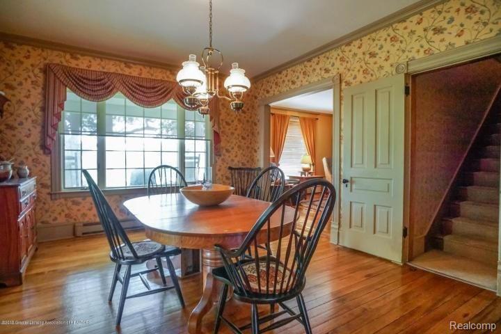 5301 Sherwood Road Webberville, MI 48892 - Photo 15 of 30 Sherwood dining 2.jpg