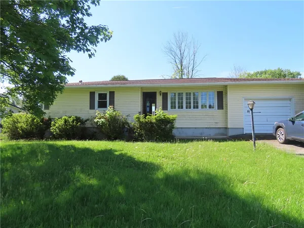 $176,000 | 28 Jarvis Street, Auburn, NY 13021