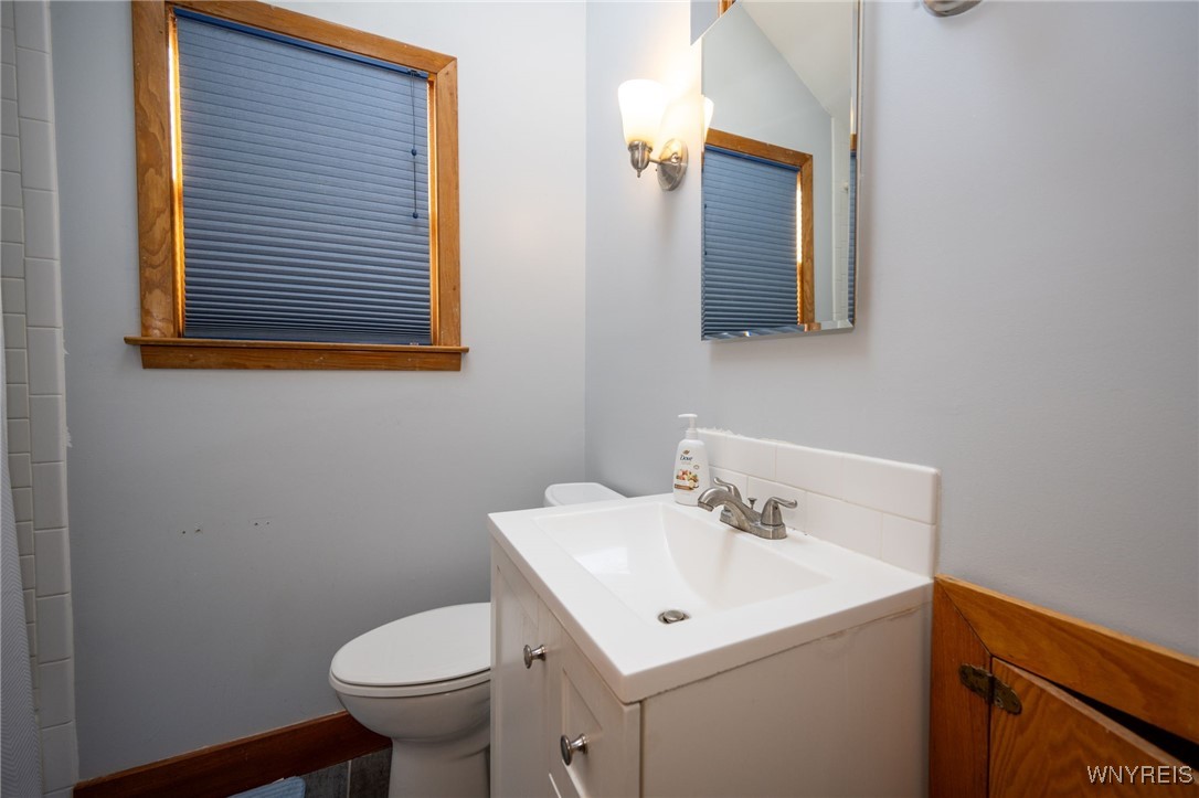 292 Potters Road Buffalo, NY 14220 - Photo 18 of 48