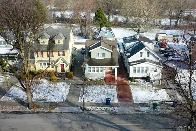 $325,000 | 292 Potters Road, Buffalo, NY 14220