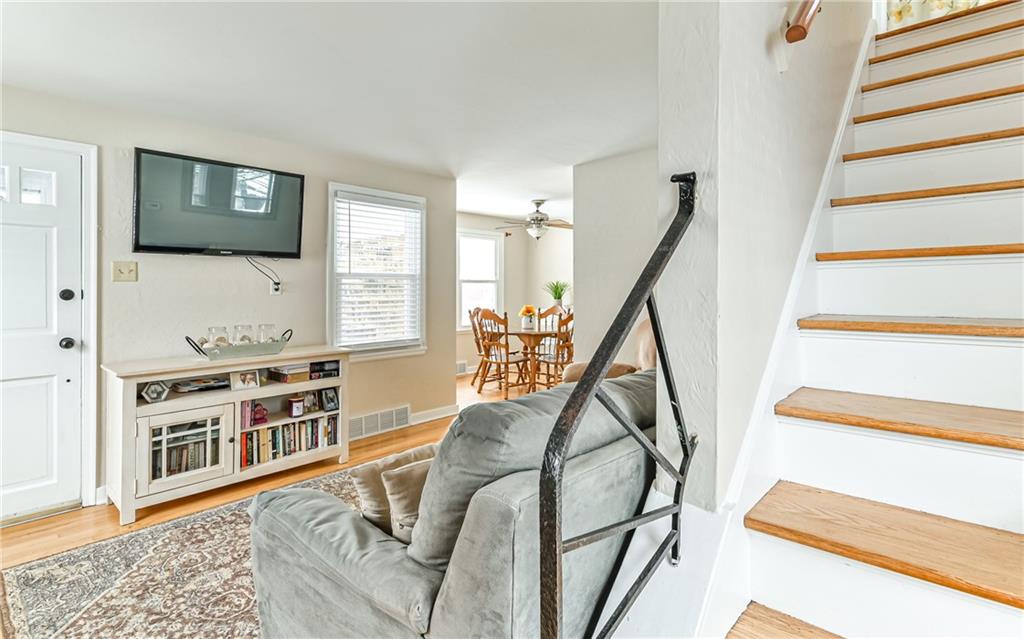 243 Soose Road Pittsburgh, PA 15209 - Photo 8 of 24 Gallery Image 8