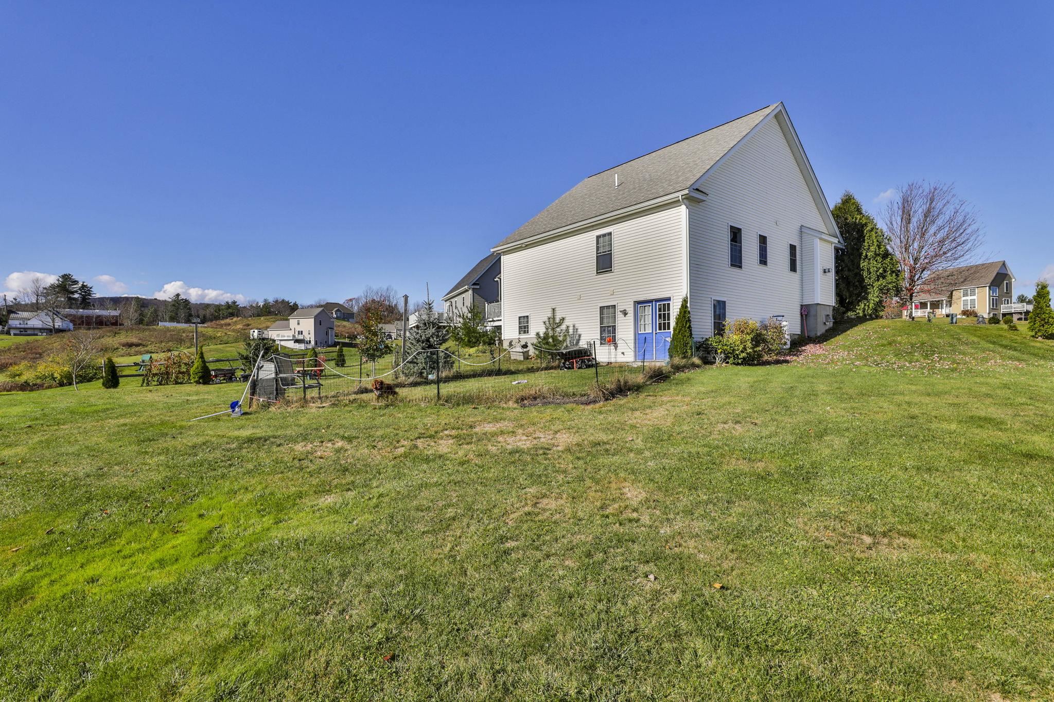 26 Valley Road New Ipswich, NH 03071 - Photo 11 of 47
