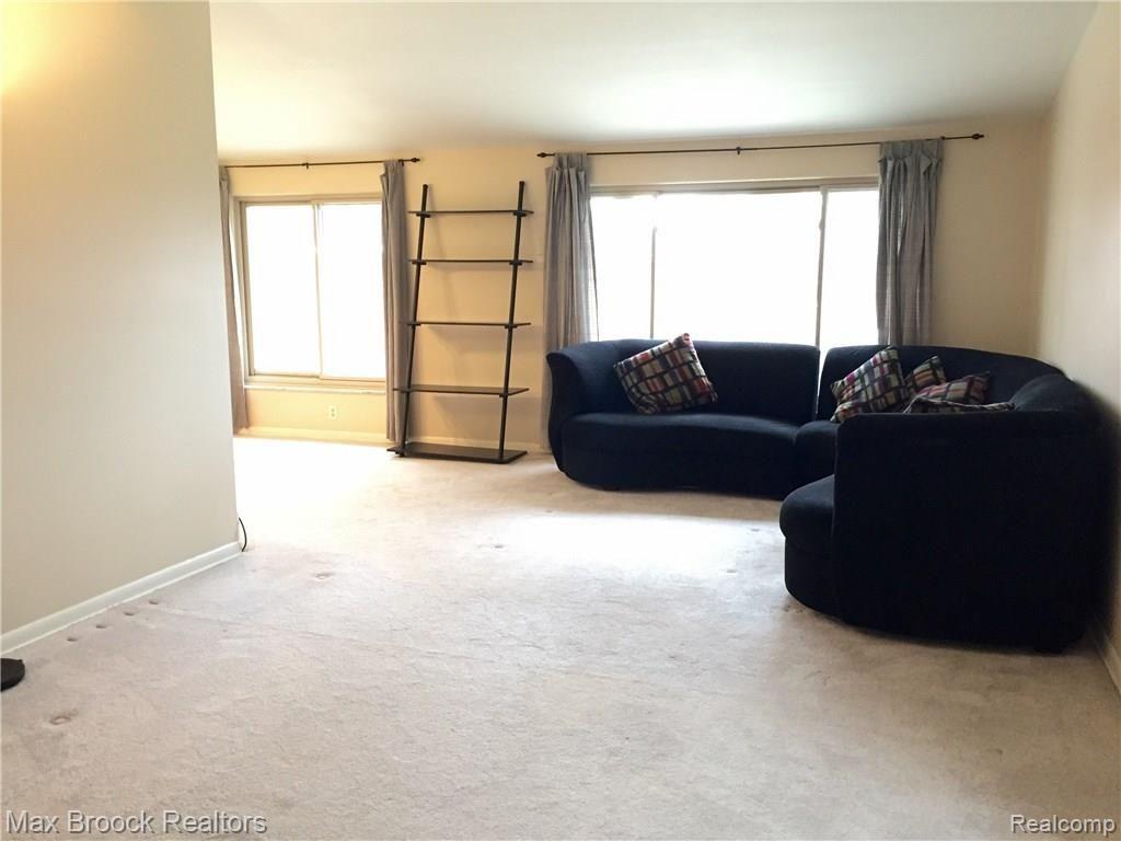 1245 Derby Road Birmingham, MI 48009 - Photo 3 of 21