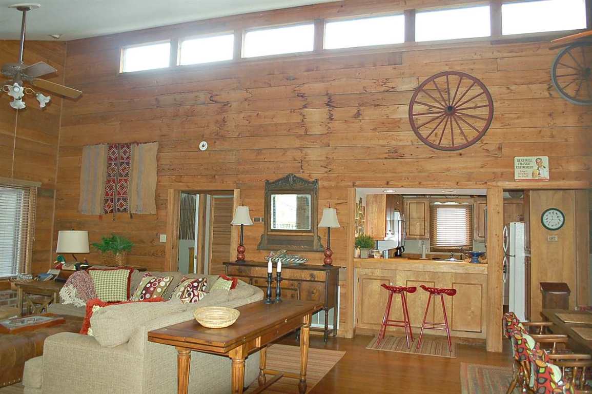 245 Inlet Point Road, Unit NONE Fair Play, SC 29643 - Photo 11 of 24 Gallery Image 11