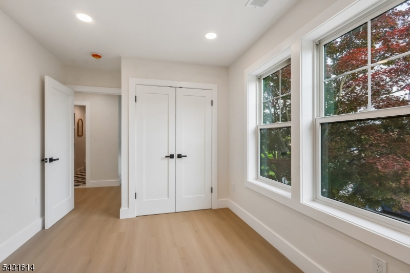 10 Rose Street Edison, NJ 08817 - Photo 28 of 48