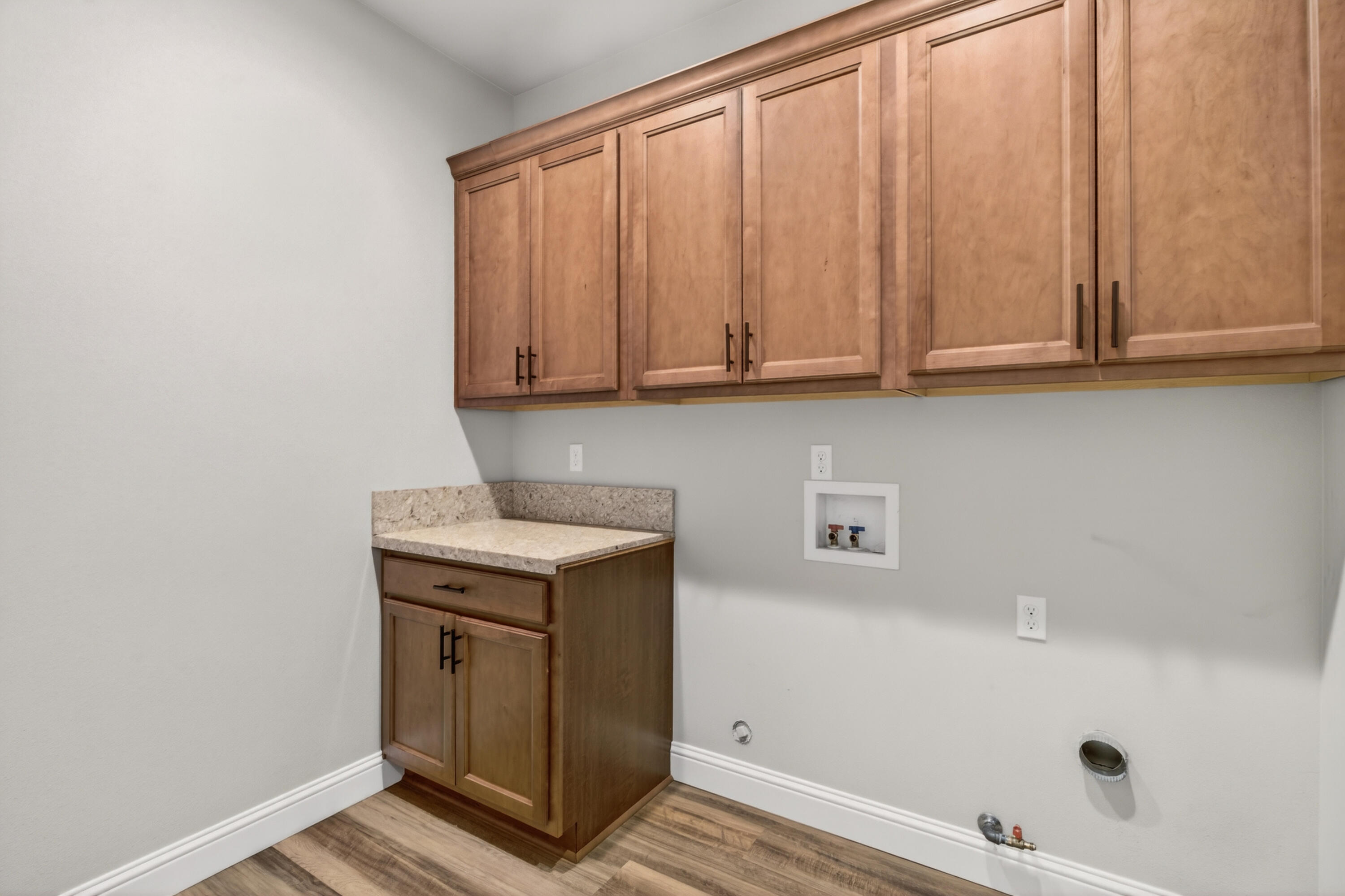 4585 Risstay Way Shasta Lake, CA 96019 - Photo 17 of 36 a utility room with washer and dryer