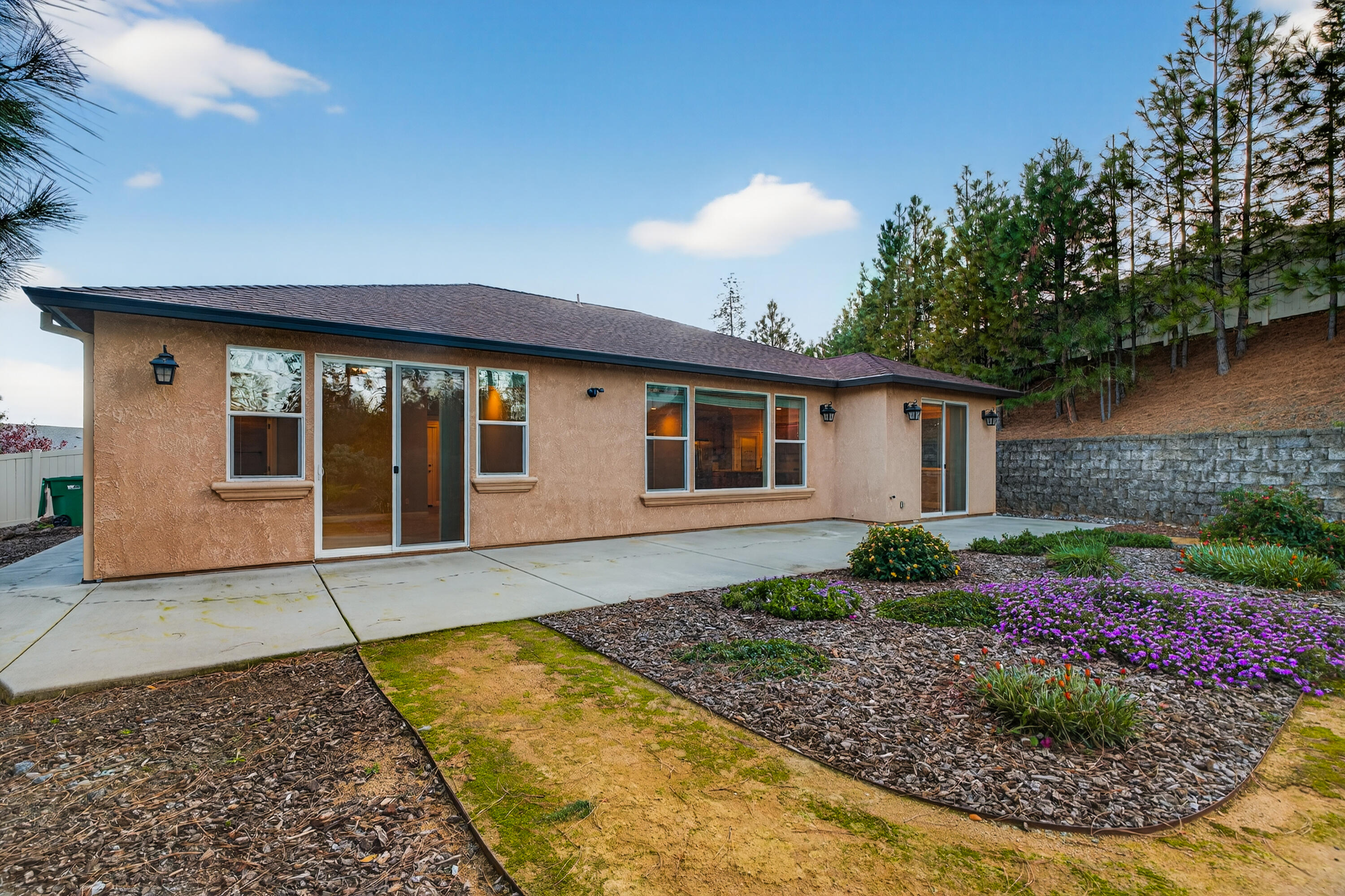 4585 Risstay Way Shasta Lake, CA 96019 - Photo 36 of 36 a front view of a house with garden
