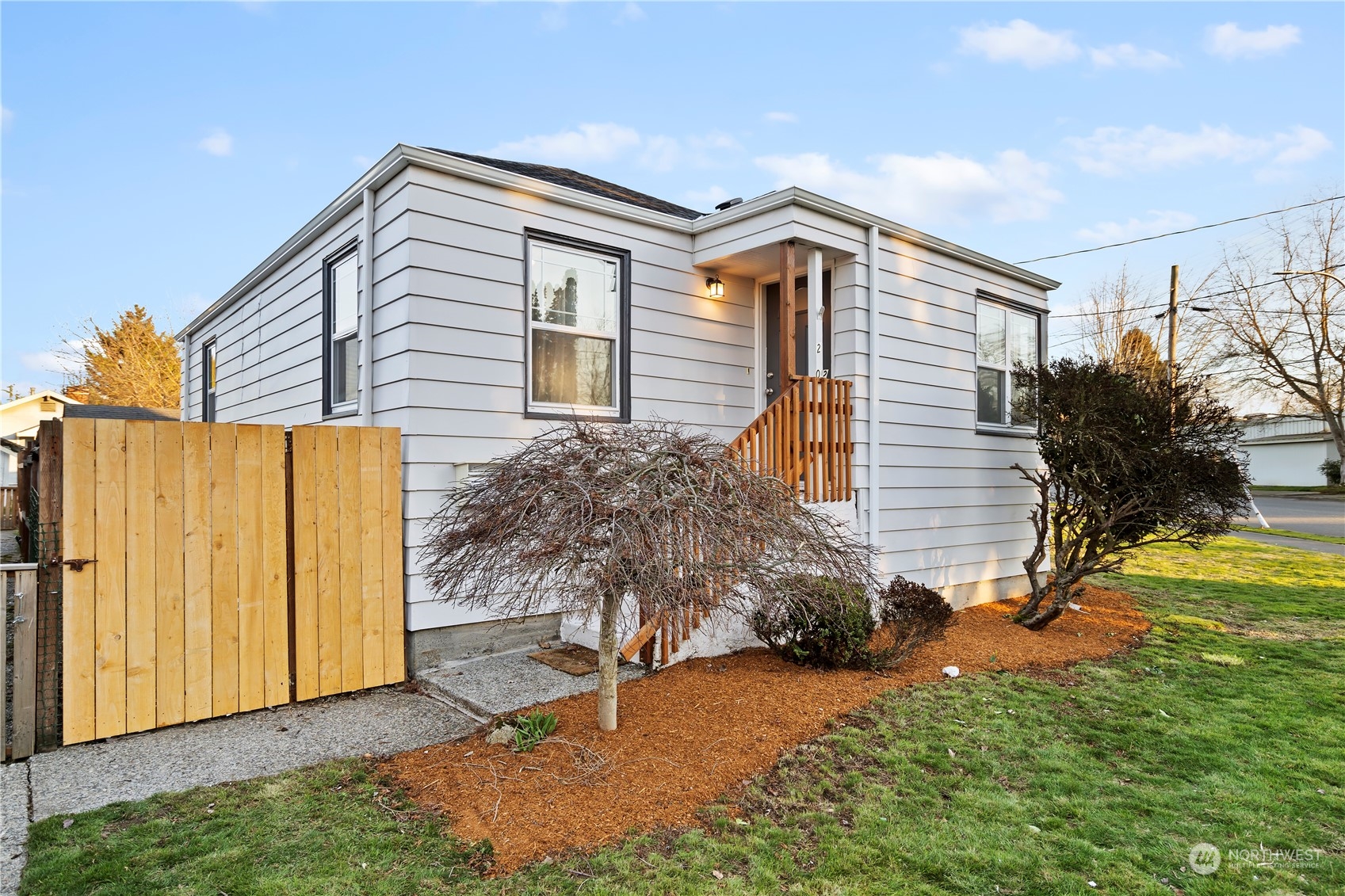 202 Burnett Ave N, Renton, WA 98057 Compass