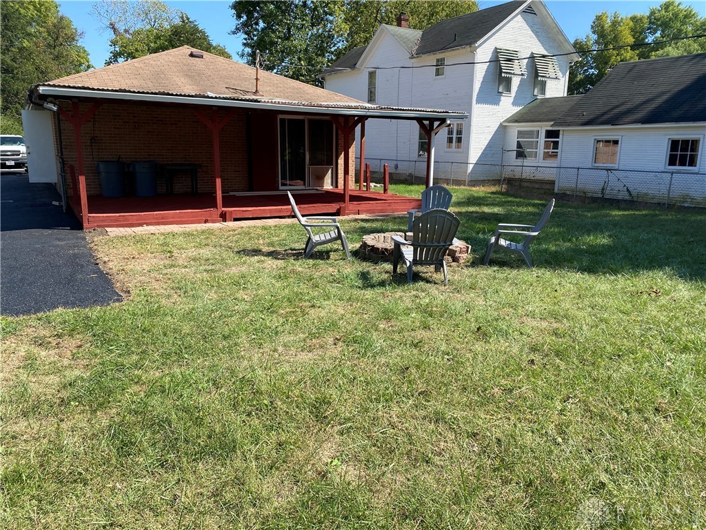 7911 Melody Road Clayton, OH 45415 - Photo 4 of 19